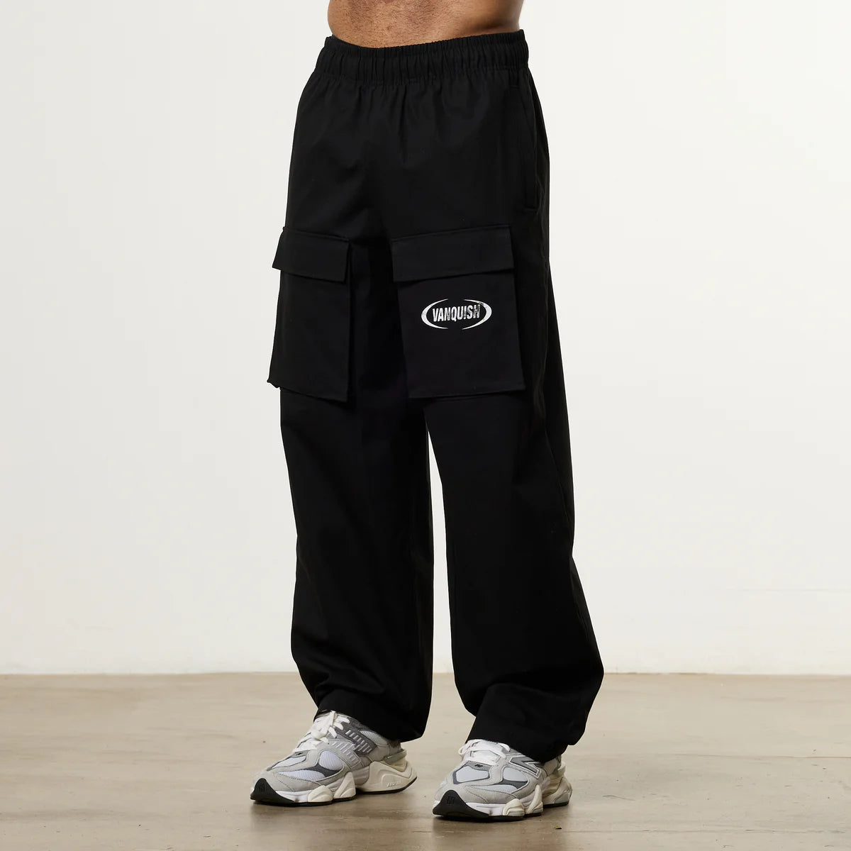 Vanquish, STRAIGHT LEG LIFTING CARGO PANTS