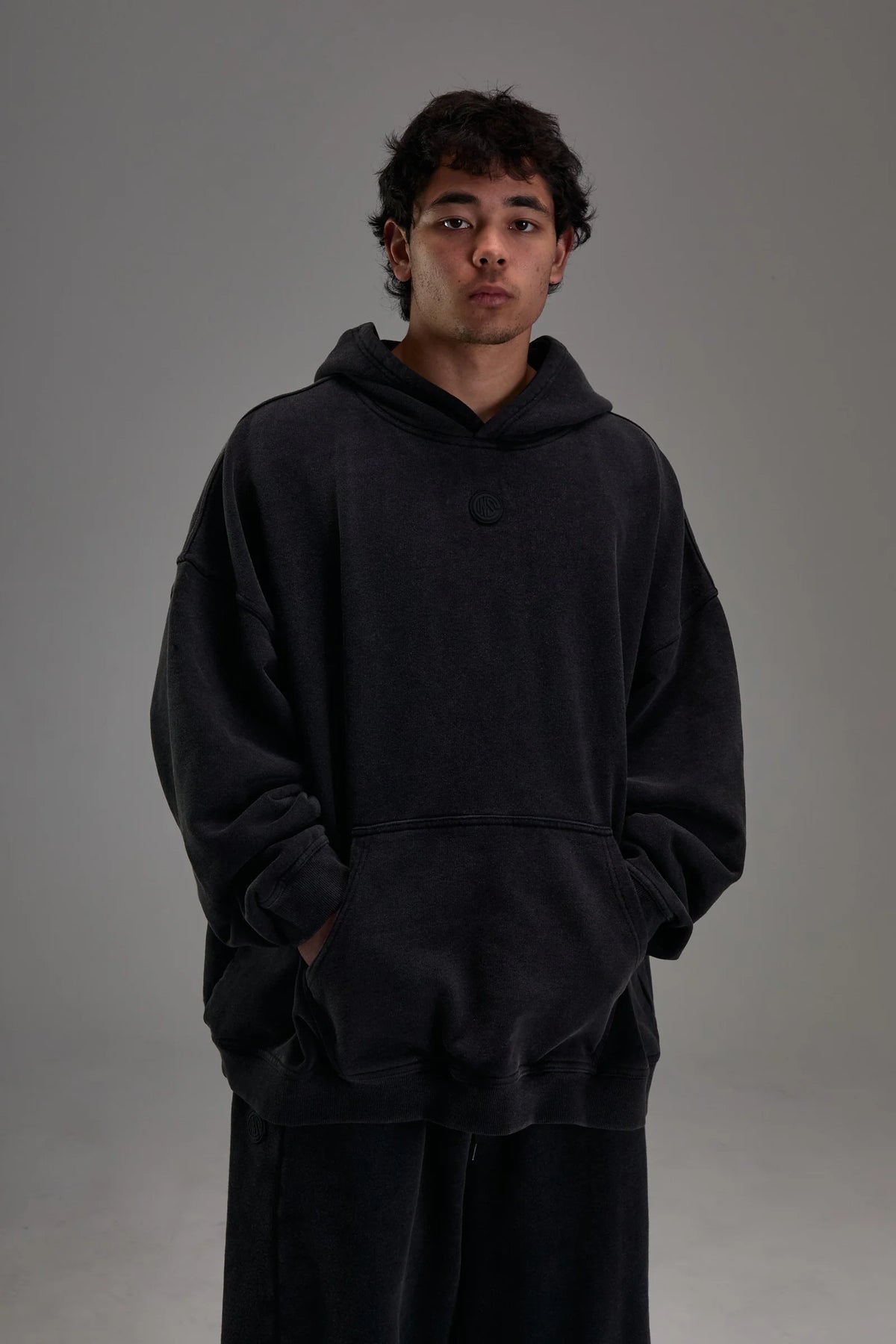 Controlled Insanity , Heavyweight Pull Over