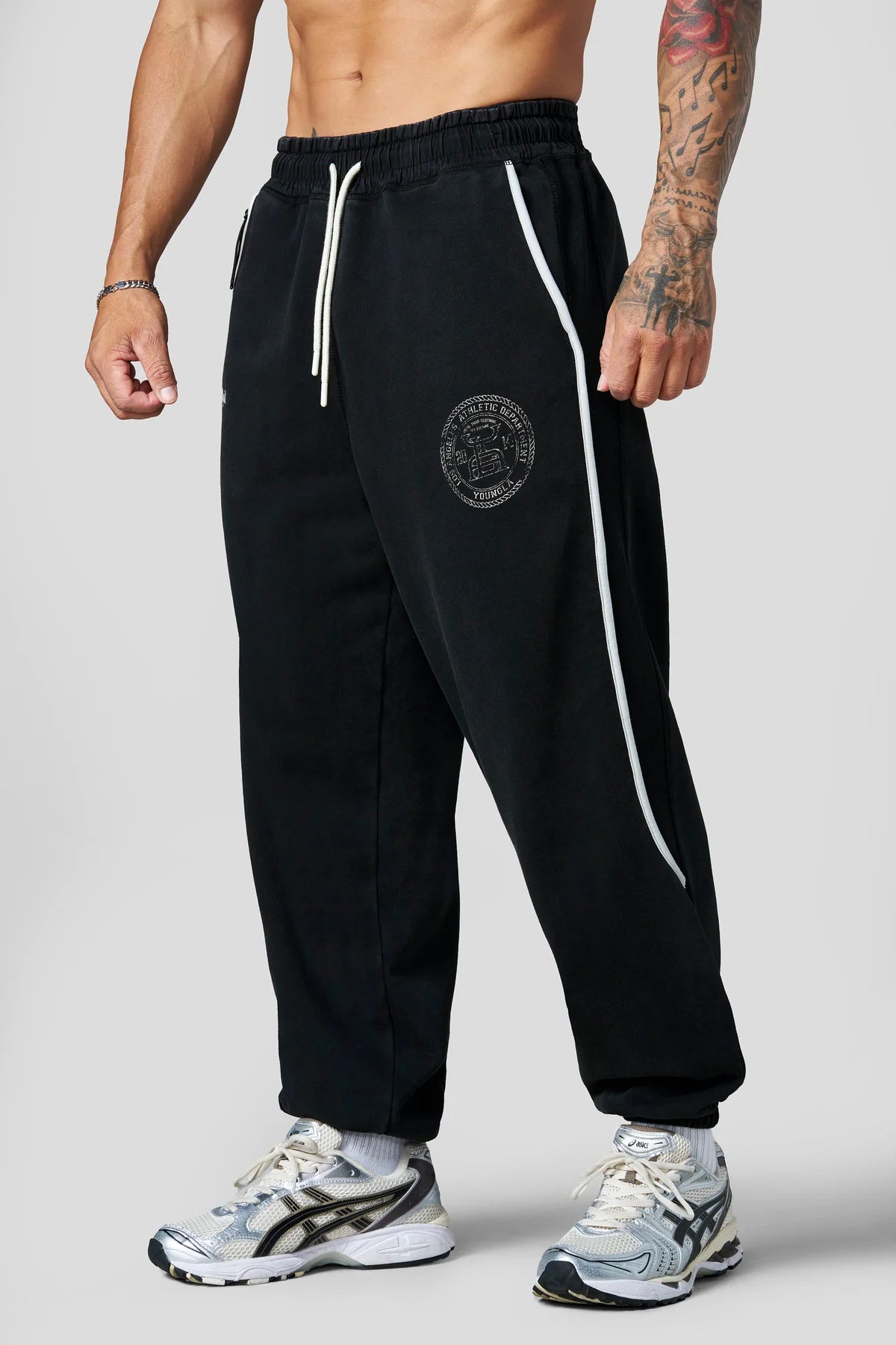 Youngla , GOLDEN ERA PIPING JOGGERS ( Black )