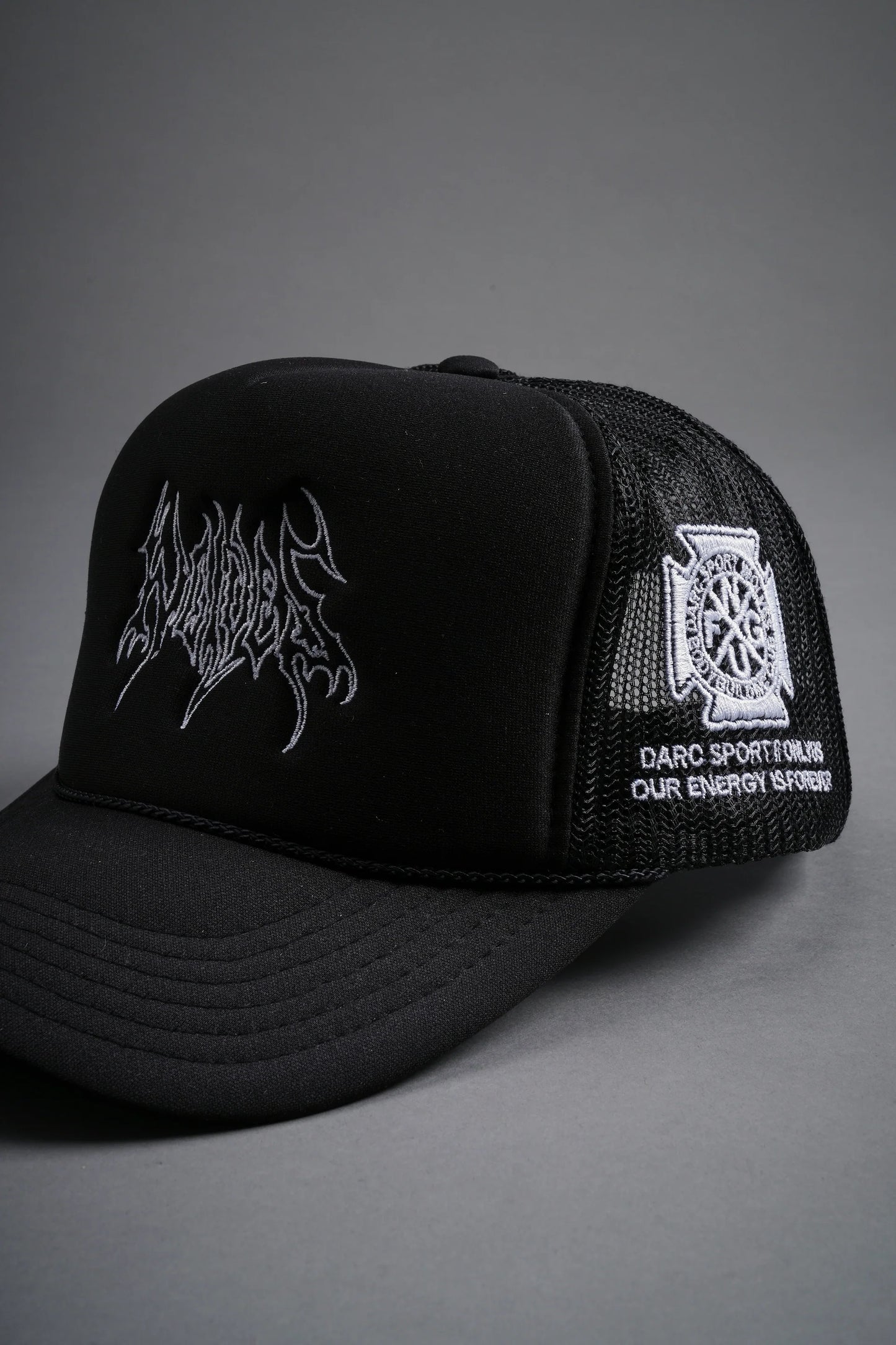 Wolves Hesh Trucker Hat in Black