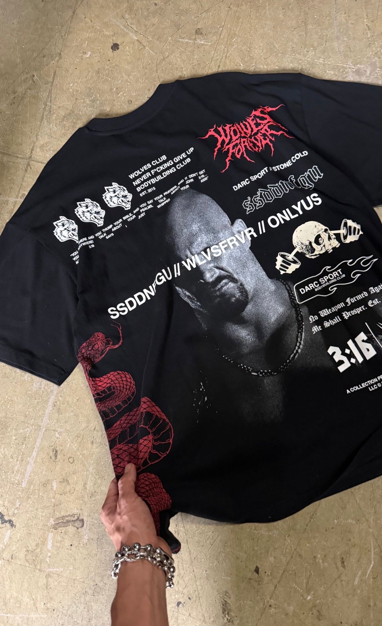 Darc Sport X WWE , Stone Cold Law , Premium Oversized