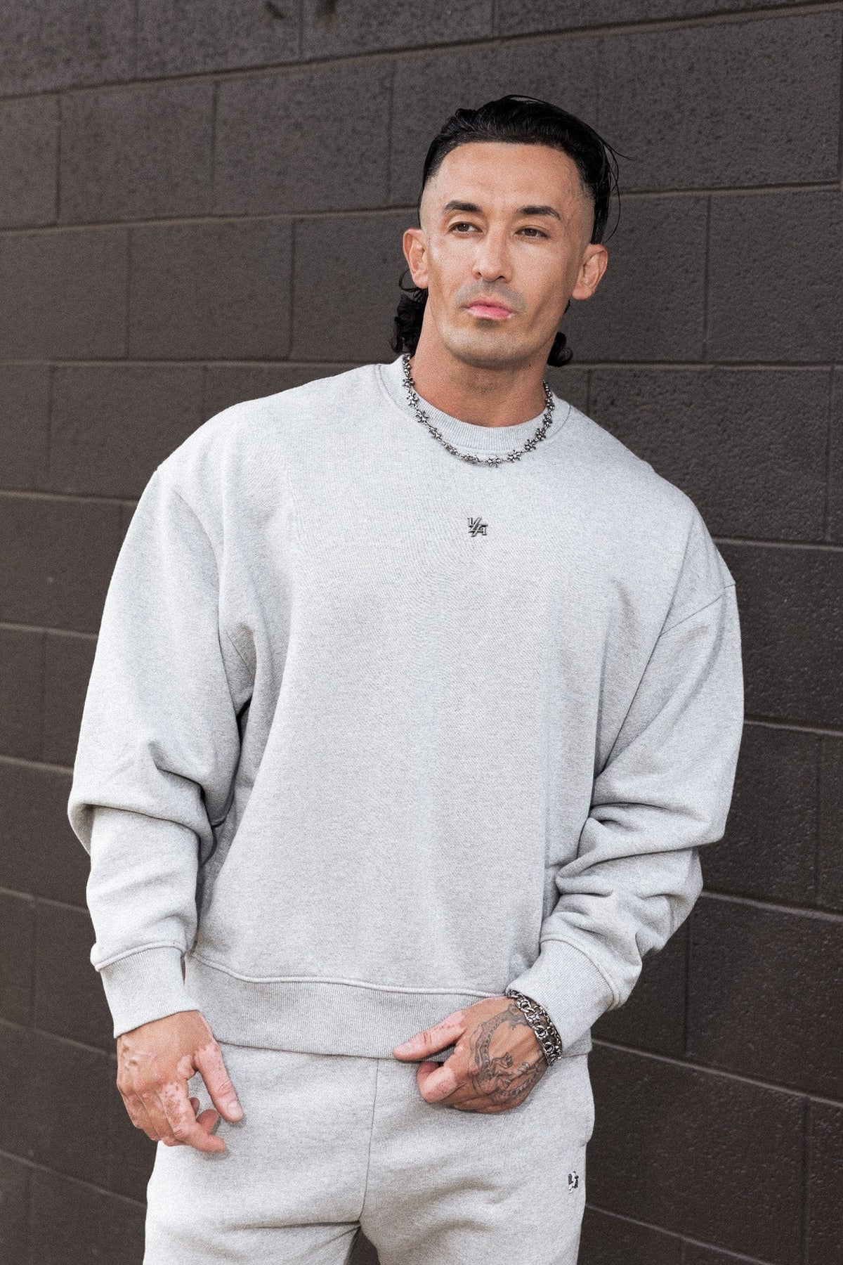 YLA , ELEVATED ESSENTIALS - CREWNECK