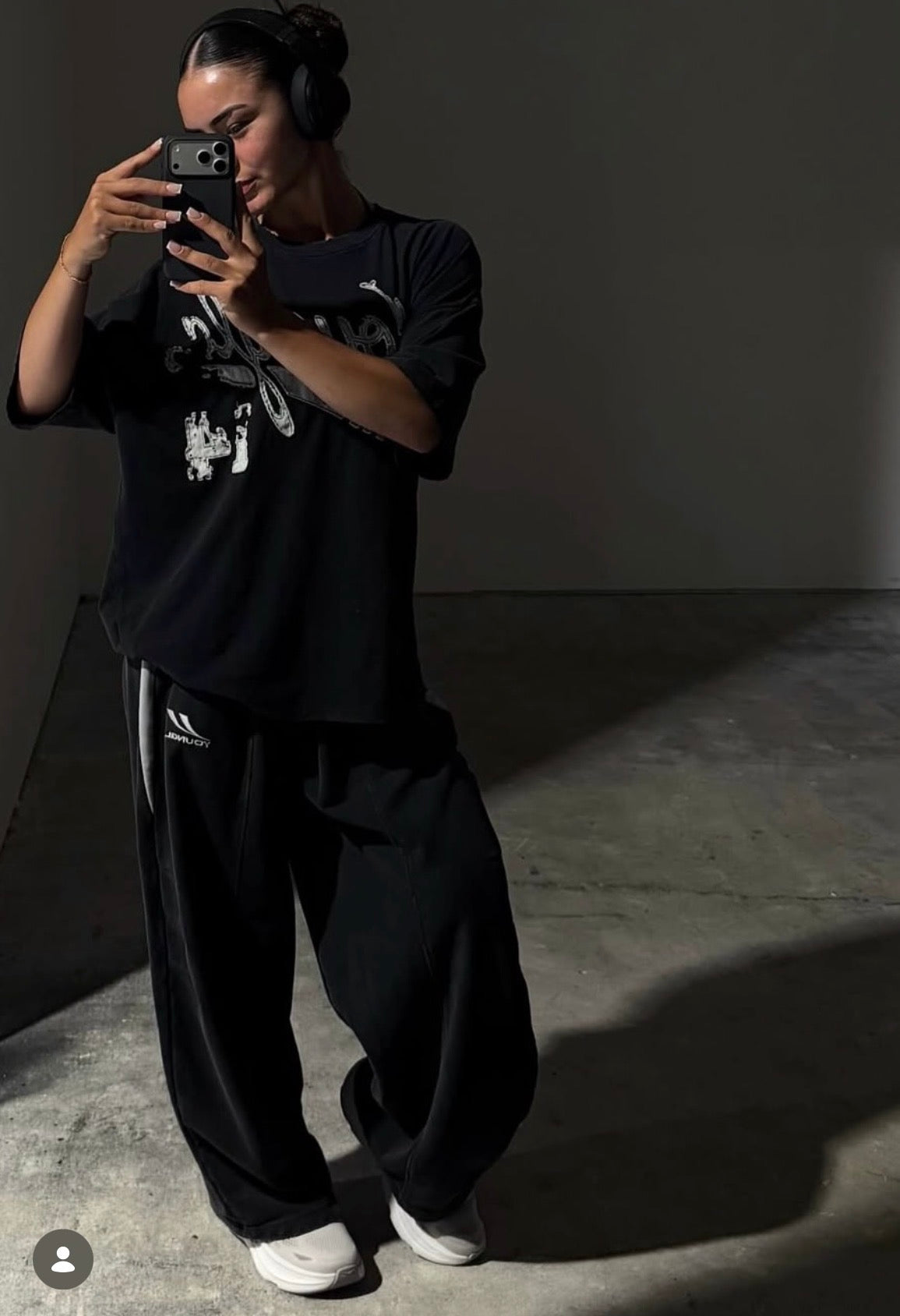 Youngla , BAGGY ASS SWEATS